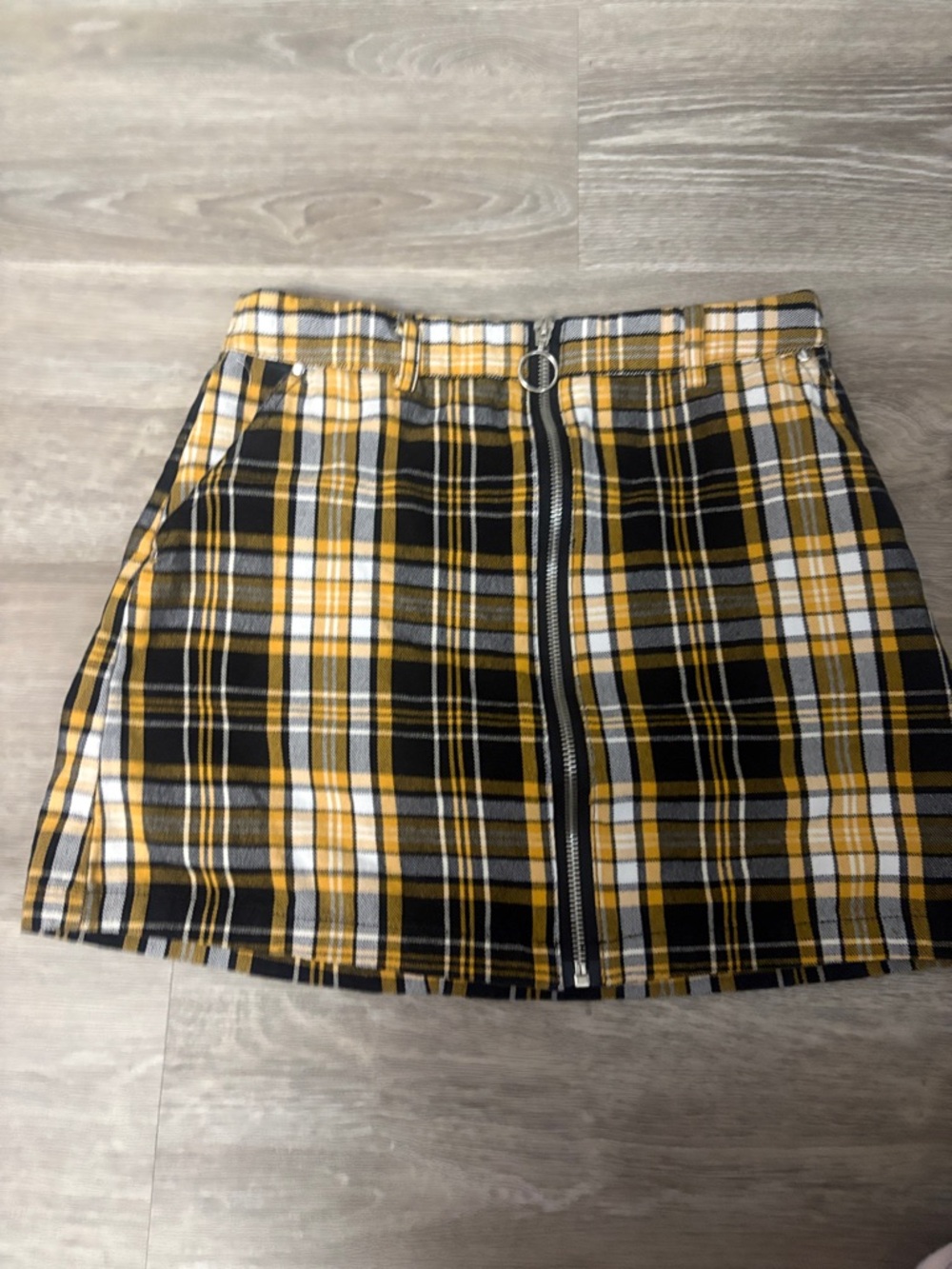 Forever 21 Yellow and Black Plaid Zip Mini Skirt